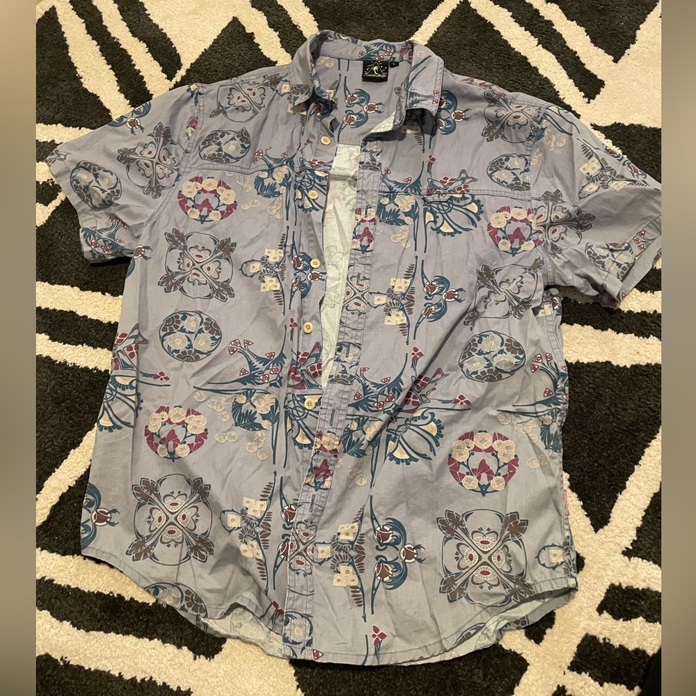 Catch surf vintage aloha shirt